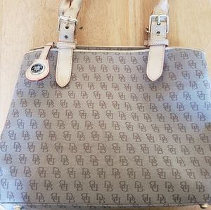 Dooney & Bourke purse